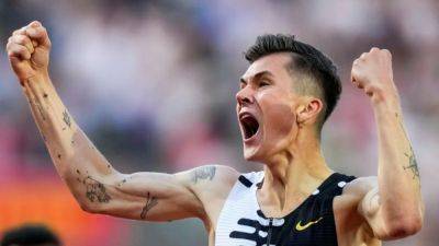 Ingebrigtsen holds off Girma to win 1,500m at Diamond League in Lausanne