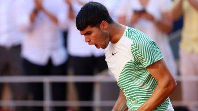 Carlos Alcaraz sweeps aside Lorenzo Musetti to move into last eight of French Open at Roland-Garros