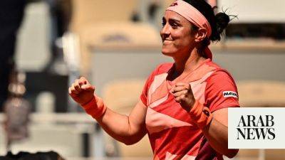 Ons Jabeur defeats Bernarda Pera in straight sets to reach French Open quarterfinals