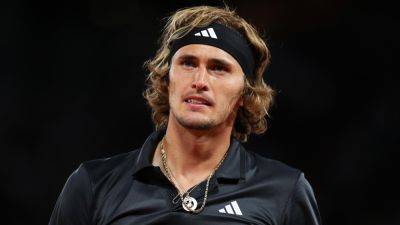 Alexander Zverev frustrated over French Open diabetes rules and needing to leave court for insulin injection