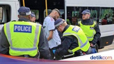 Final Piala FA: Suporter City Pukul Youtuber, Fans MU Ditangkap Polisi