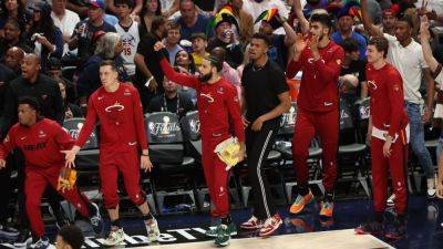 Heat handle 'adversity' again, tie NBA Finals with Game 2 win - ESPN