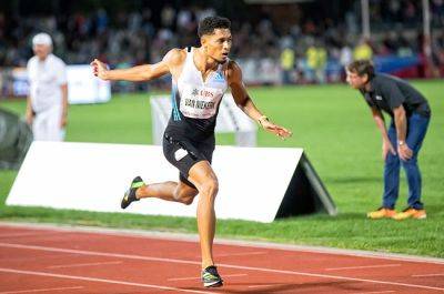 Fit-again Wayde van Niekerk continues fabulous form with fast 400m win in Jamaica - news24.com - South Africa -  Budapest - Jamaica