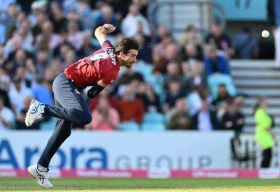 Kent Spitfires (173-5) suffer last-ball T20 South group game loss to Surrey (174-5) by five wickets in Canterbury