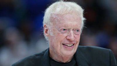 Phil Knight says he still wants to buy Trail Blazers, still waiting for team to be available - nbcsports.com -  Portland