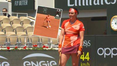 French Open: Astonishing moment Ons Jabeur has 'brain freeze' and kicks ball away as serve lands in