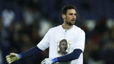 Doctors stop sedation of PSG keeper Rico after riding accident
