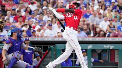 Reds' Elly De La Cruz hits 458-foot shot for first MLB homer - ESPN