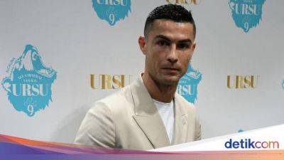 Cristiano Ronaldo - David Beckham - Ronaldo Ingin Miliki Klub Sepakbola Usai Pensiun - sport.detik.com - Madrid - Saudi Arabia -  Lima