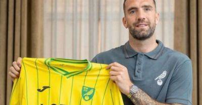 Shane Duffy joins Norwich City on three-year deal