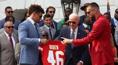 Patrick Mahomes - Travis Kelce - Jason Kelce - Chiefs’ Travis Kelce admits to distracting Biden for podium moment, reveals what he really wanted to say - foxnews.com - county Eagle -  Kansas City - county Patrick - area District Of Columbia