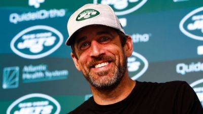 Aaron Rodgers - Nathaniel Hackett - Garrett Wilson - Jets' Aaron Rodgers wraps 'fun' OTAs with perfect attendance - ESPN - espn.com - New York - state California - state New Jersey - county Park