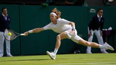 Andrey Rublev hits ridiculous winner, stuns opponent at Wimbledon