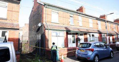 BREAKING: Crime scene tape in place around houses after serious incident - latest updates - manchestereveningnews.co.uk