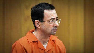 Larry Nassar - Simone Biles - Disgraced sports doctor Larry Nassar stabbed multiple times at Florida federal prison: reports - cbc.ca - Usa - state Michigan - county Coleman