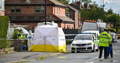 BREAKING: Murder investigation launched as man in his 80s dies after 'disturbance' at house - manchestereveningnews.co.uk