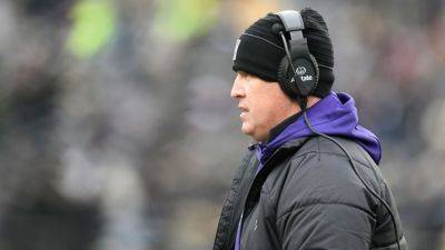 Northwestern fires football coach Pat Fitzgerald amid hazing claims - ESPN