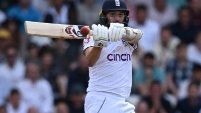 "Joe Root Cover Drive From Mark Wood": Pacer's Excellent Shot Leaves England Great Awestruck