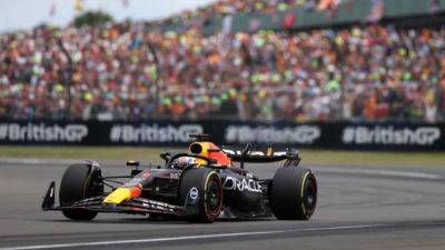 Max Verstappen - Lewis Hamilton - Aston Martin - Sergio Perez - Brad Pitt - Verstappen wins 6th straight F1 race with British Grand Prix victory - cbc.ca - Britain