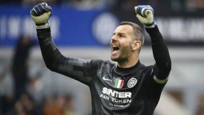 Goalkeeper Handanovic leaves Inter after 11 years