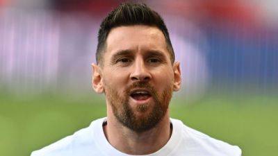 Messi visits Inter Miami practice, deal imminent - sources - ESPN