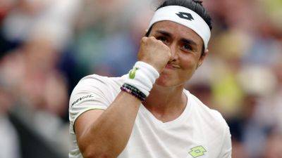 Wimbledon 2023: Ons Jabeur stuns Aryna Sabalenka with stirring comeback to return to final
