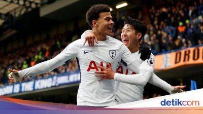 Gary Neville - Dele Alli - Tottenham Hotspur - Pesan Dukungan Son Heung-min untuk Dele Alli - sport.detik.com