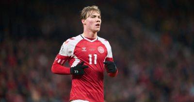 Manchester United might have to break transfer rule to sign Rasmus Hojlund