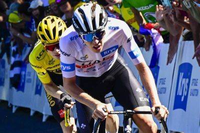 Tadej Pogacar continues to close gap on Jonas Vingegaard after Tour de France stage 13