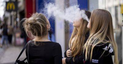 Councils call for disposable vapes to be BANNED in UK by next year - manchestereveningnews.co.uk - Britain - France - Eu