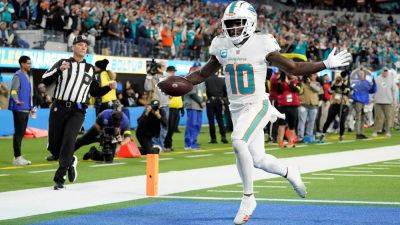 Dolphins' Tyreek Hill makes bold prediction for 2023 season: 'I will break 2,000 yards next year'