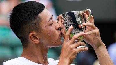 Wimbledon: Tokito Oda denies Alfiew Hewett career Grand Slam in wheelchair singles final, Henry Searle wins boys' title - eurosport.com - Britain - France - Japan