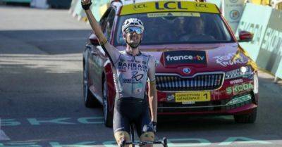 Tour de France: Wout Poels wins stage 15 as Jonas Vingegaard retains overall lead