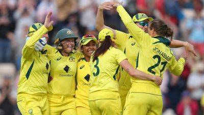 Alyssa Healy - Heather Knight - Jess Jonassen - Australia win 2023 Women's Ashes series with with nail-biting one-day victory over England - eurosport.com - Australia - India - county Essex
