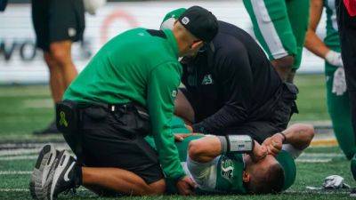 Roughriders QB Trevor Harris suffers significant knee injury against Stampeders - cbc.ca