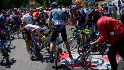 Sepp Kuss - Jonas Vingegaard - Tour de France spectator who allegedly 'wanted to get a selfie' causes massive crash - foxnews.com - France - Belgium - Usa - Eritrea