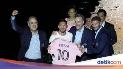 Lionel Messi - Leo Messi - David Beckham - Inter Miami - Messi Resmi Diperkenalkan Sebagai Pemain Inter Miami - sport.detik.com