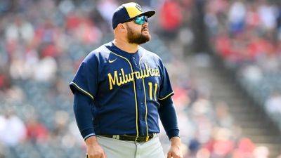Nick Cammett - Diamond Images - Getty Images - Brewers' Rowdy Tellez to undergo surgery on finger after injuring himself in pregame workouts - foxnews.com - county Cleveland - state Ohio
