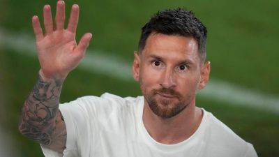 Inter Miami celebrates Lionel Messi's arrival; soccer great offers warning about MLS expectations