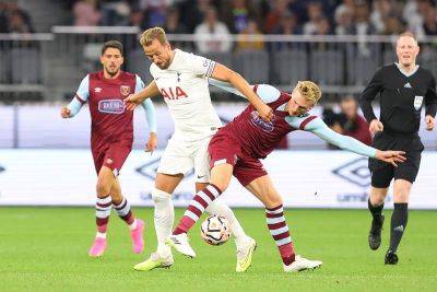 Ange Postecoglou loses first match in charge as West Ham edge out Tottenham