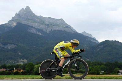Tadej Pogacar - Wout Van-Aert - Jonas Vingegaard - Vingegaard dominates time trial to close in on Tour de France title - news24.com - France - Uae - Slovenia