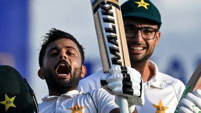 Dimuth Karunaratne - Naseem Shah - Saud Shakeel's Double Ton Puts Pakistan On Top In Sri Lanka Test - sports.ndtv.com - Sri Lanka - Pakistan