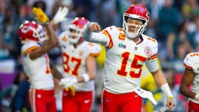 Patrick Mahomes, Chiefs aim to become 9th franchise to repeat - ESPN