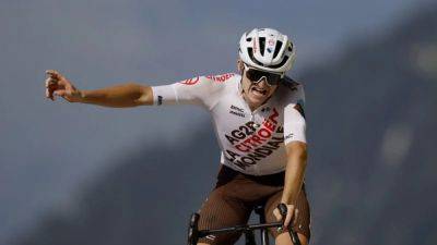 Vingegaard marches towards Tour de France title as Pogacar cracks