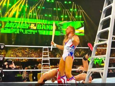 Logan Paul - John Cena - 'Bazball Lights Up WWE Money In The Bank, Sets Twitter On Fire - sports.ndtv.com - Australia