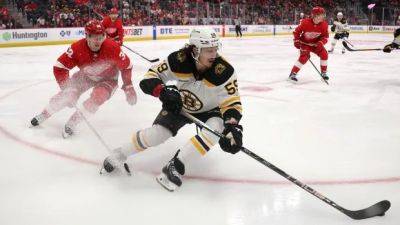 Brad Marchand - Red Wings - Maple Leafs sign winger Bertuzzi to 1-year deal worth $5.5M US - cbc.ca - Usa - state Arizona - Jordan - state Michigan