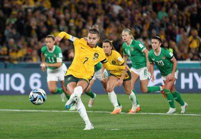 Steph Catley spot on as Australia earn narrow Women's World Cup opening win over Ireland
