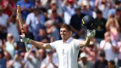 Zak Crawley - Harry Brook - Sensational Crawley ton gives England hope of levelling Ashes - channelnewsasia.com - Australia