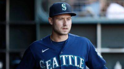 Tearful Mariners outfielder takes ‘full responsibility’ after breaking foot while kicking water cooler