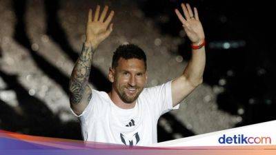 Lionel Messi - Jordi Alba - Inter Miami - Messi Bikin Geger Grup WhatsApp Inter Miami, 'Mau Berapa Tiket?' - sport.detik.com